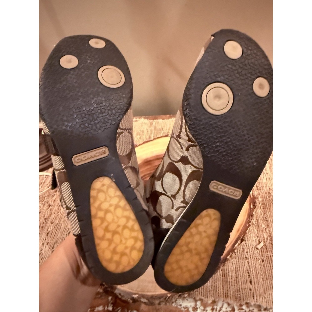 Coach Kyrie Signature Logo Canvas Suede Athletic Sneaker Women's 6.5M Brown Gold - Picture 16 of 16
